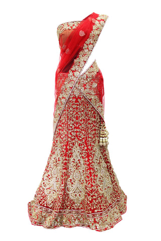 Ostentatious Bridal Red Lehenga Choli